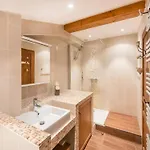 Apartment Duplex 75m², 8 Pers. Cosy, Proche Pistes Avec Concierge, Tv Netflix Et Wi-fi - Fr-1-545-5 *